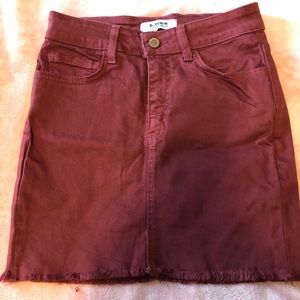 Garnet denim skirt
